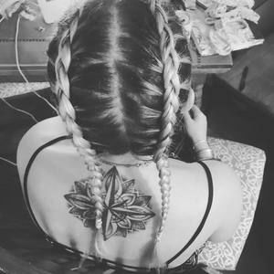 Meet your Posher, Logan